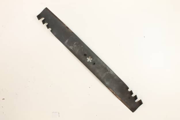 Husqvarna Lawn Mower 21-Inch Cutting Blade - 580258102
