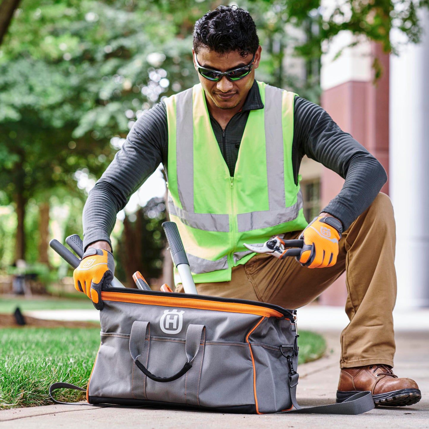 Husqvarna Handheld Equipment Utility Tool Bag - 598594201