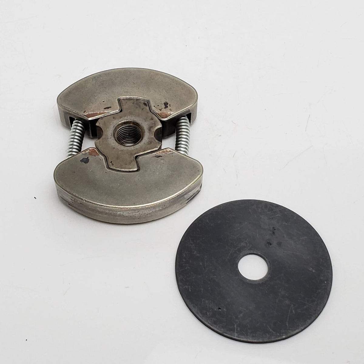 Husqvarna 3-Shoe Centrifugal Clutch Hub Assembly - 530055122