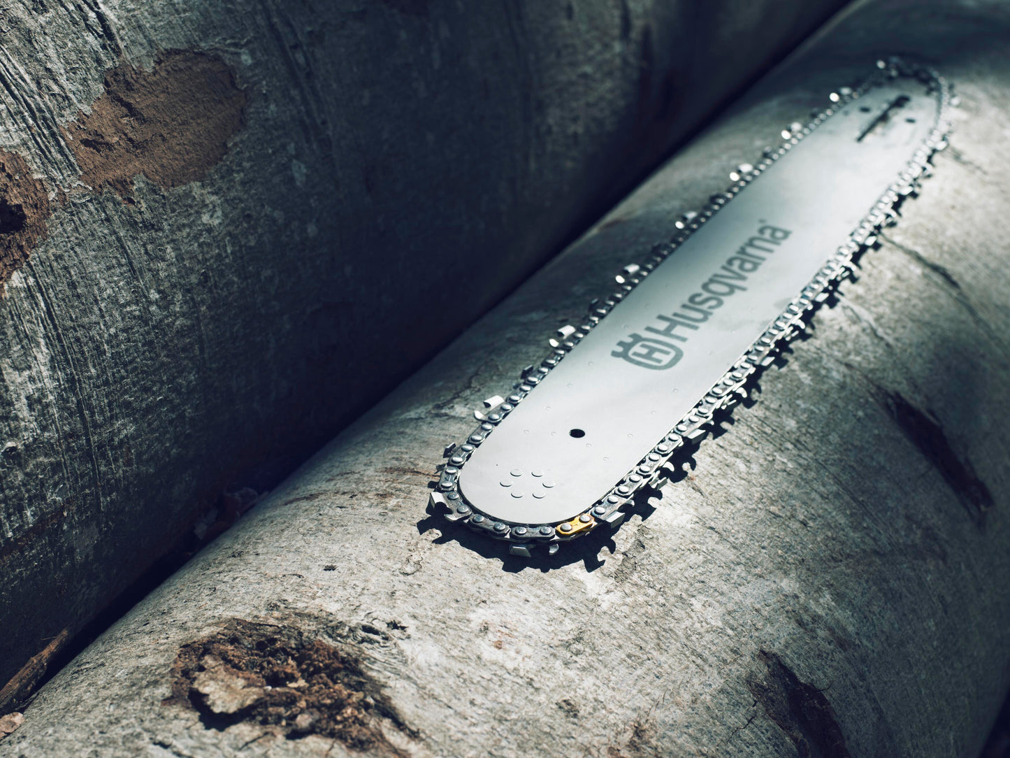 Husqvarna 36-Inch Chainsaw Chain 3/8 Pit - 581626915