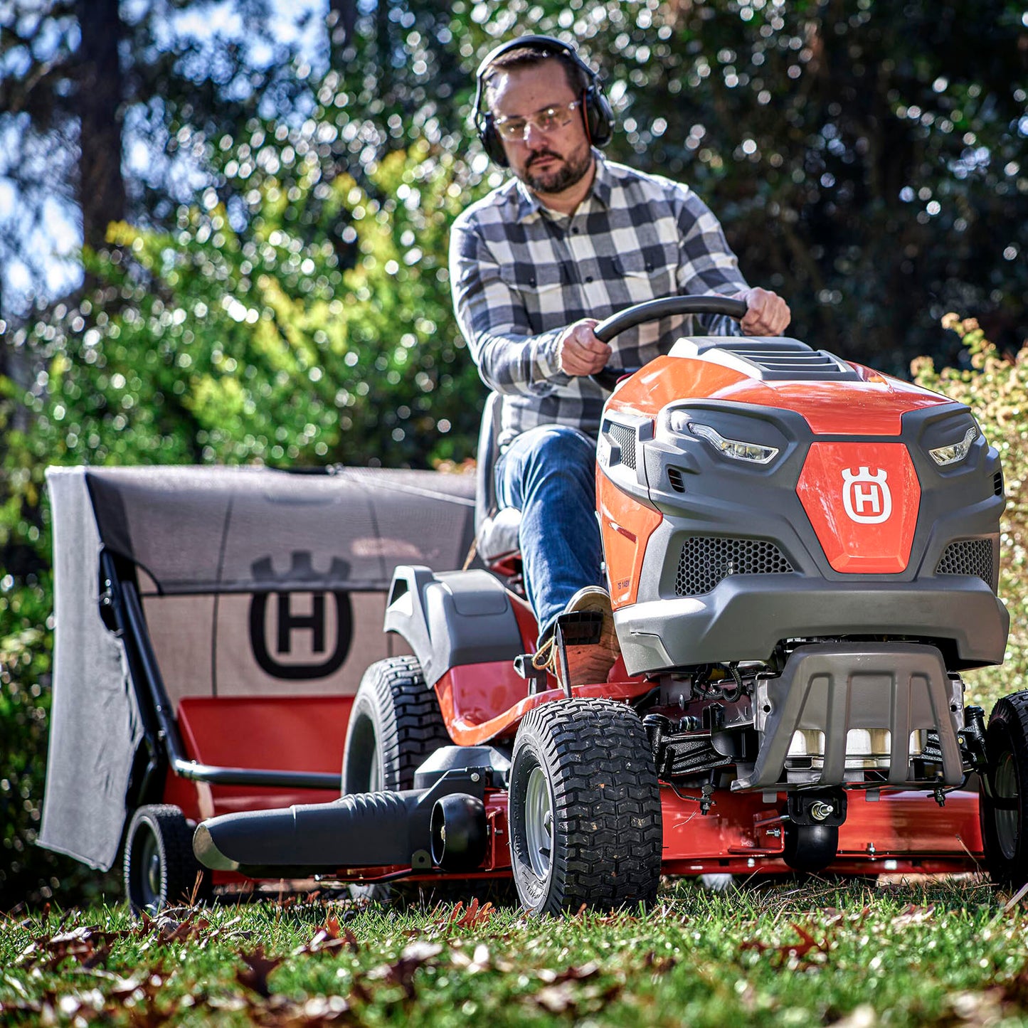 Husqvarna 50-Inch Tow-Behind Lawn Sweeper - 588209002