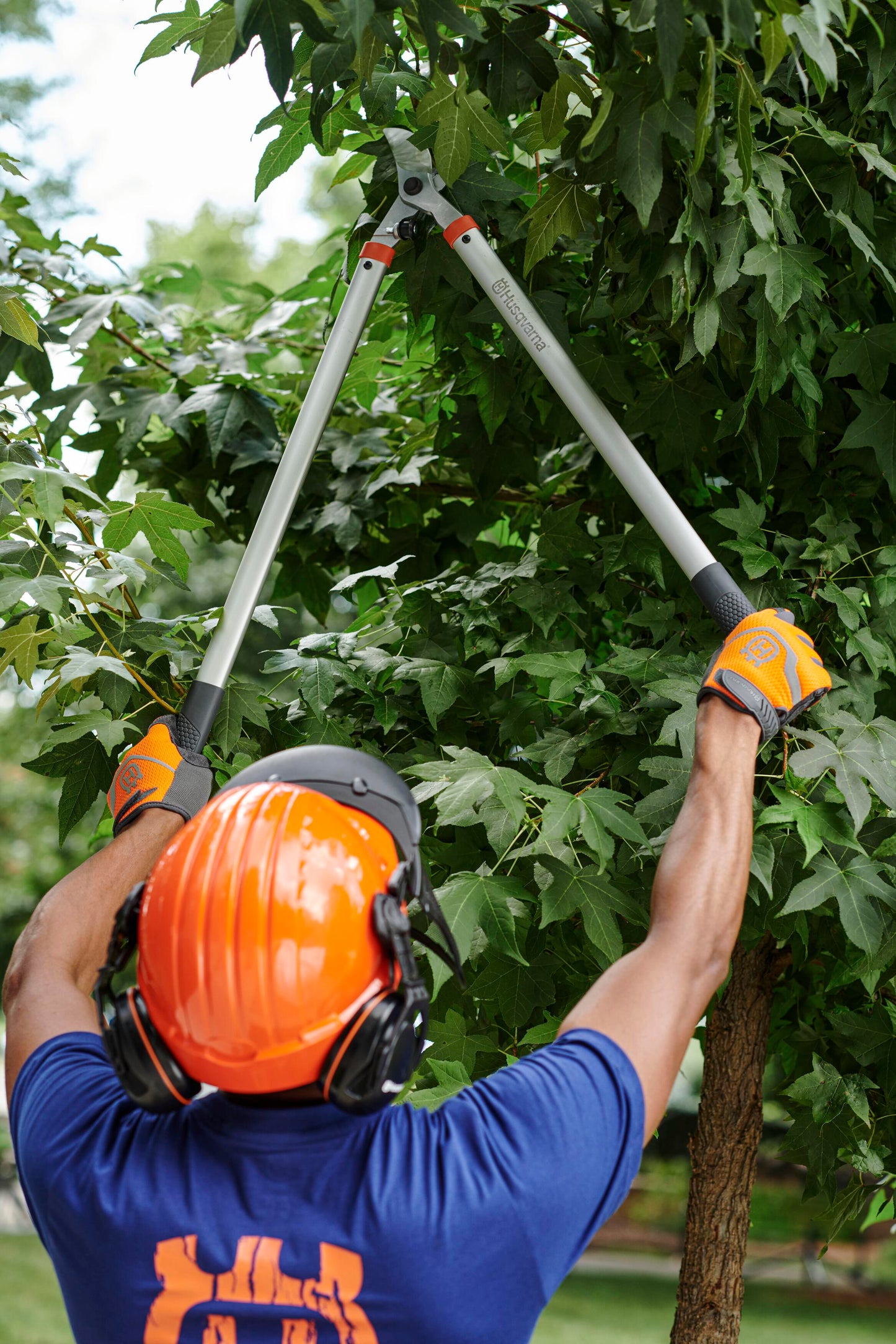 Husqvarna 32-Inch Garden Bypass Lopper - 599633302