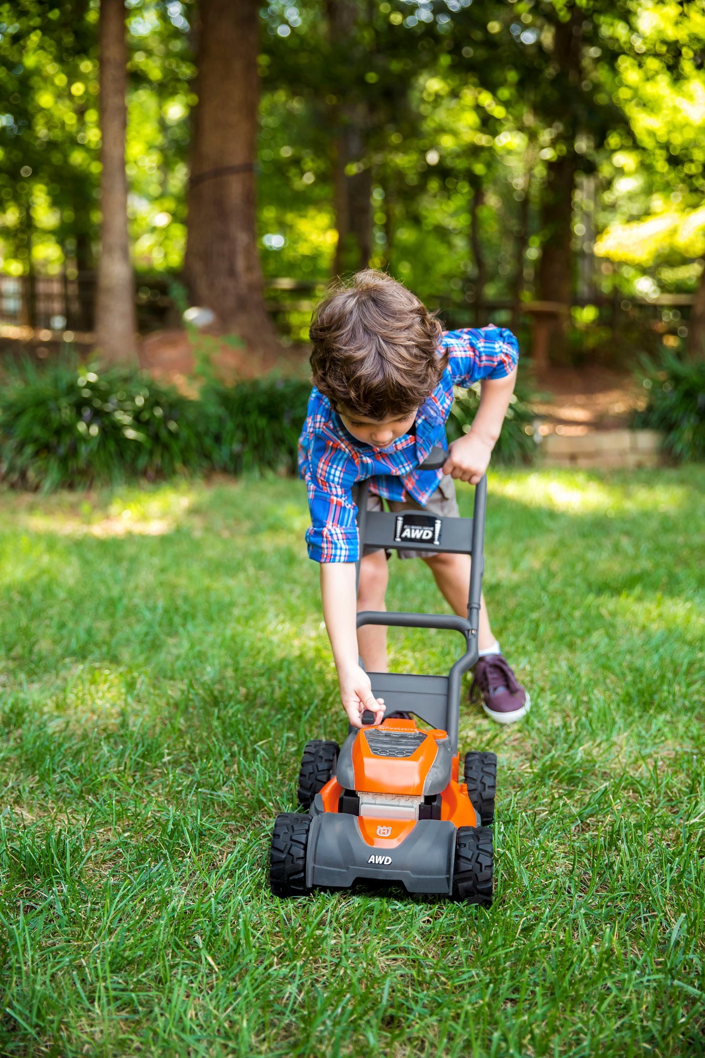 Husqvarna HU800AWD Toy Lawn Mower - 589289601